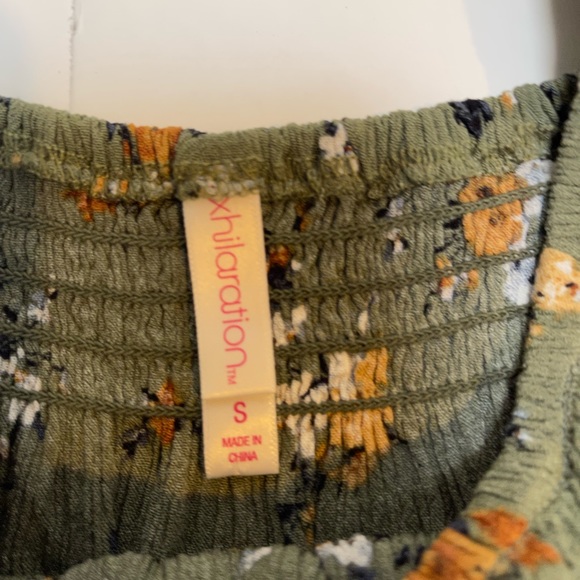 Juniors Xhilaration Sage Green Midi Crop Top with Wildflowers Size Small JD - Picture 4 of 6